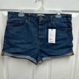 Forever 21 Highrose Cuffed and Rolled Denim shorts Size 30